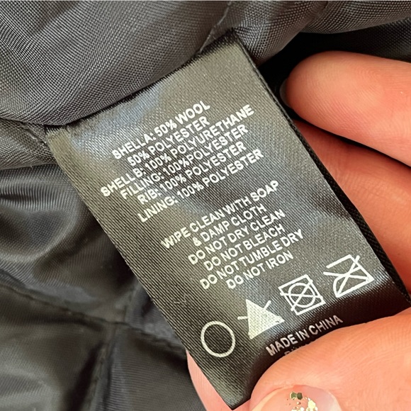 Letterman jacket with hood - Picture 5 of 5